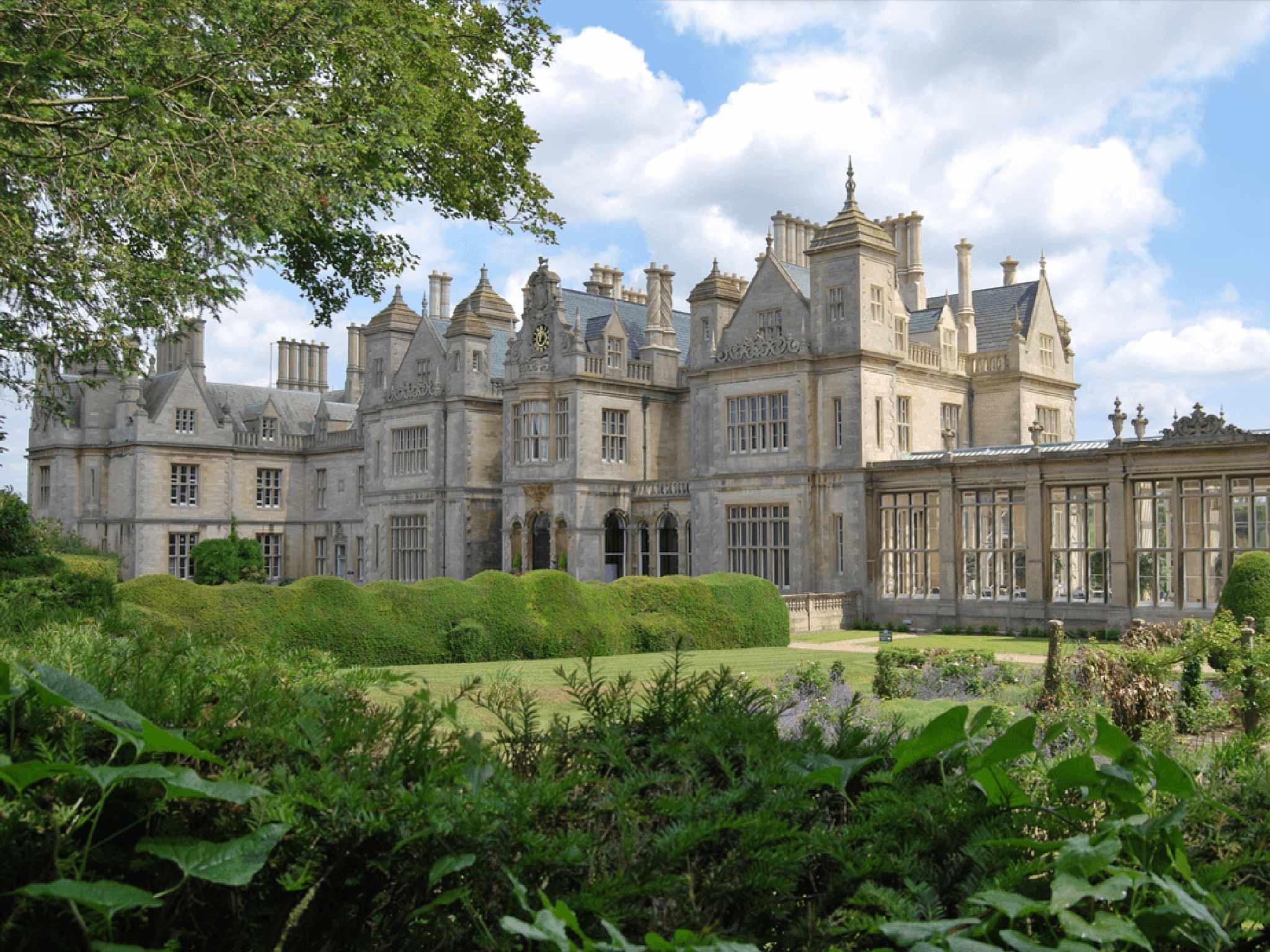 Stoke Rochford Hall 그랜덤 외부 사진