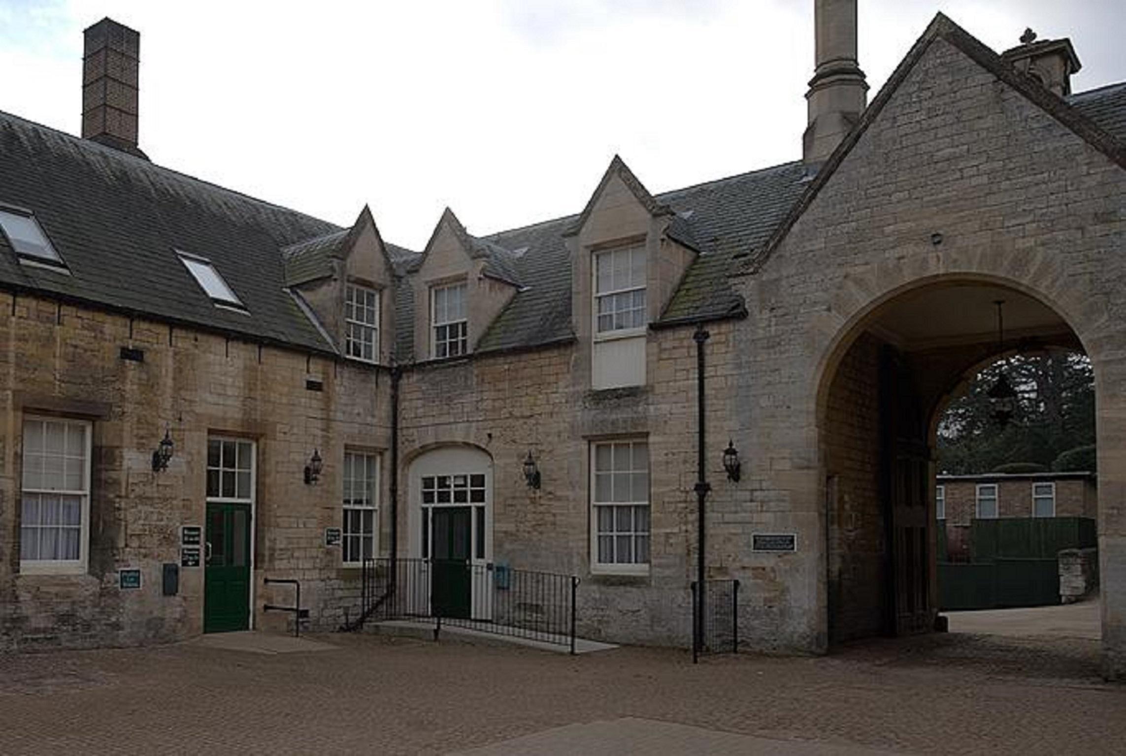 Stoke Rochford Hall 그랜덤 외부 사진