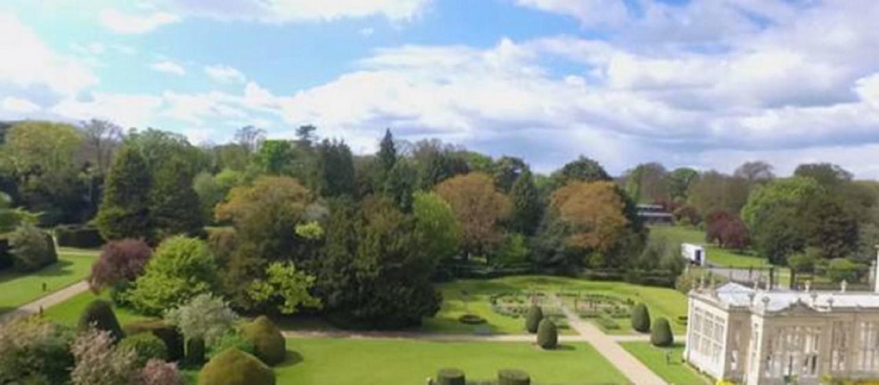 Stoke Rochford Hall 그랜덤 외부 사진